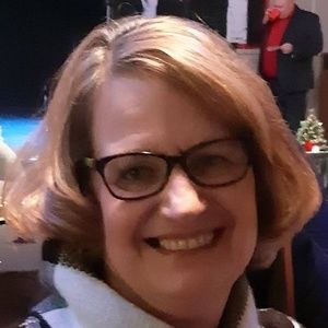 Meet your Posher, Lori